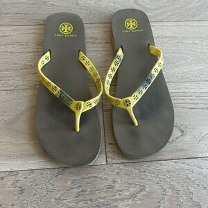 Tory Burch: Yellow and Gray Flip Flops, Size: 8